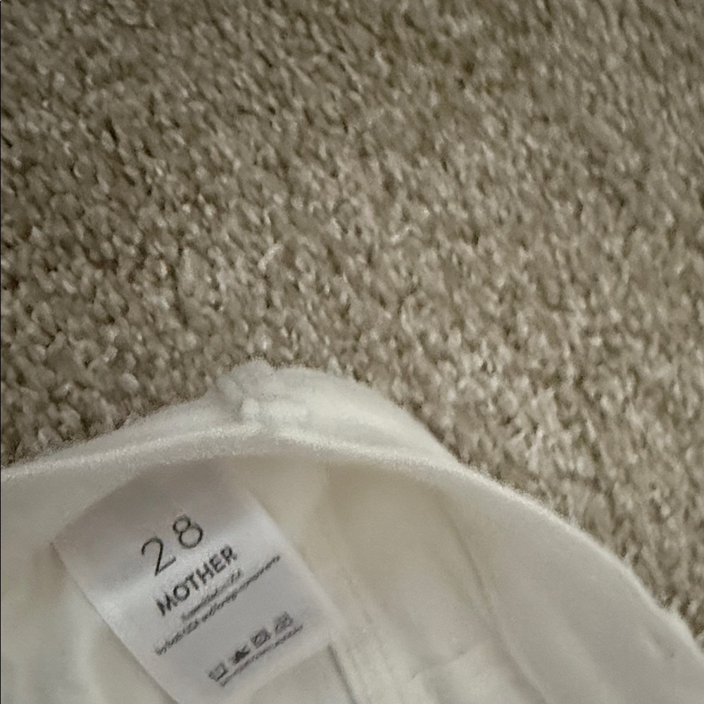 MOTHER the hustler roller White Wide-Leg Frayed Hem Jeans - Picture 2 of 6